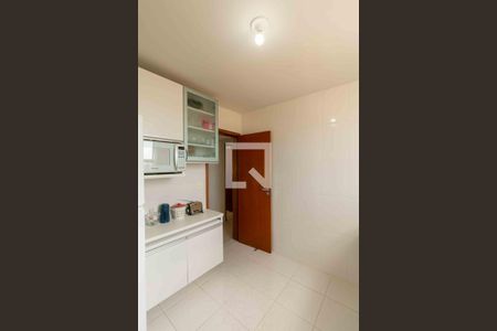 Apartamento à venda com 64m², 2 quartos e 2 vagas Apartamento à venda com 64m², 2 quartos e 2 vagasCozinha