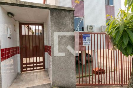 Apartamento à venda com 64m², 2 quartos e 2 vagas Apartamento à venda com 64m², 2 quartos e 2 vagasFachada e placa