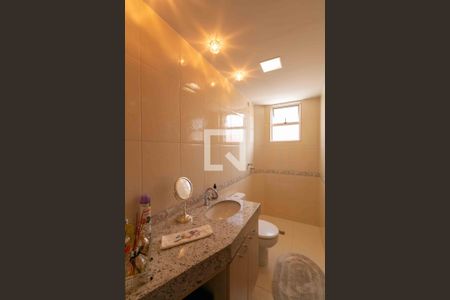 Apartamento à venda com 64m², 2 quartos e 2 vagas Apartamento à venda com 64m², 2 quartos e 2 vagasBanheiro Social