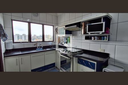 Apartamento à venda com 124m², 3 quartos e 3 vagas Apartamento à venda com 124m², 3 quartos e 3 vagasCozinha