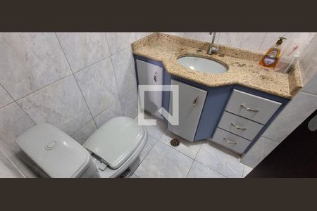 Apartamento à venda com 124m², 3 quartos e 3 vagas Apartamento à venda com 124m², 3 quartos e 3 vagasBanheiro