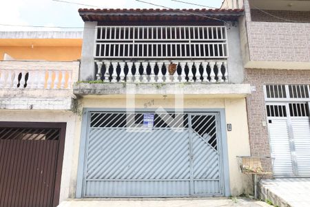 Casa à venda com 175m², 3 quartos e 2 vagasFachada do imóvel - Placa instalada no portão do imóvel