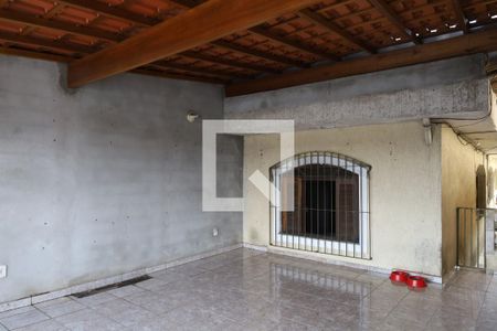 Casa à venda com 175m², 3 quartos e 2 vagasVaranda