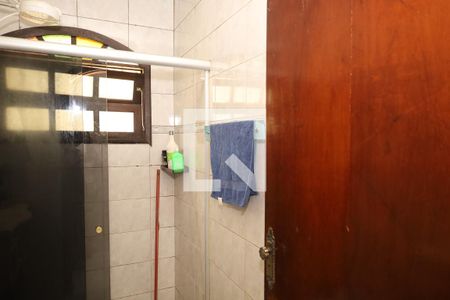Casa à venda com 175m², 3 quartos e 2 vagasBanheiro