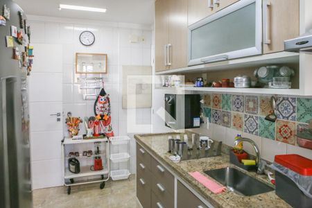 Apartamento para alugar com 110m², 3 quartos e 3 vagas Apartamento para alugar com 110m², 3 quartos e 3 vagasCozinha