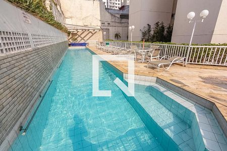 Apartamento para alugar com 110m², 3 quartos e 3 vagas Apartamento para alugar com 110m², 3 quartos e 3 vagasÁrea comum - Piscina