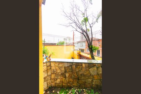 Casa à venda com 250m², 4 quartos e 3 vagas Casa à venda com 250m², 4 quartos e 3 vagasJardim de Inverno
