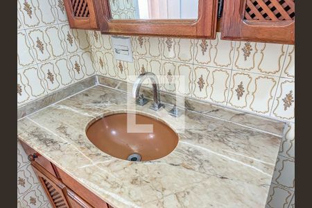 Apartamento à venda com 80m², 2 quartos e sem vaga Apartamento à venda com 80m², 2 quartos e sem vagaBanheiro