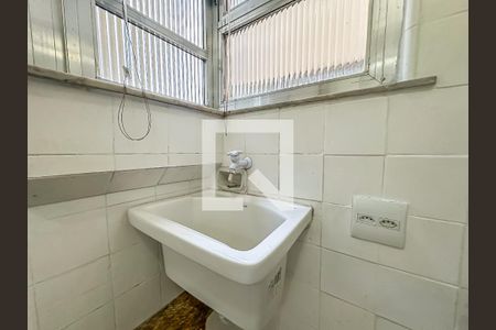 Apartamento à venda com 80m², 2 quartos e sem vaga Apartamento à venda com 80m², 2 quartos e sem vagaÁrea de Serviço