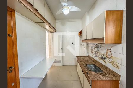 Apartamento à venda com 80m², 2 quartos e sem vaga Apartamento à venda com 80m², 2 quartos e sem vagaCozinha
