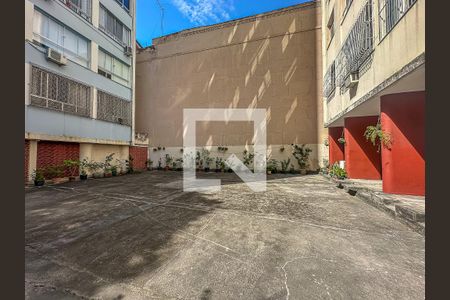 Apartamento à venda com 80m², 2 quartos e sem vaga Apartamento à venda com 80m², 2 quartos e sem vagaÁrea comum
