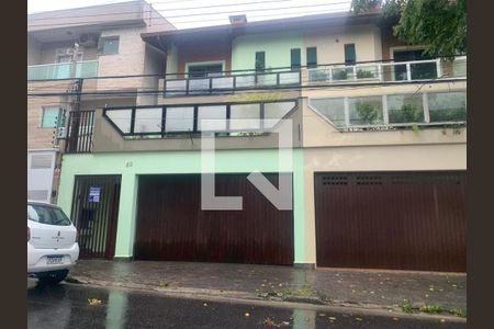 Casa à venda com 252m², 3 quartos e 4 vagas Casa à venda com 252m², 3 quartos e 4 vagasFachada Acesso