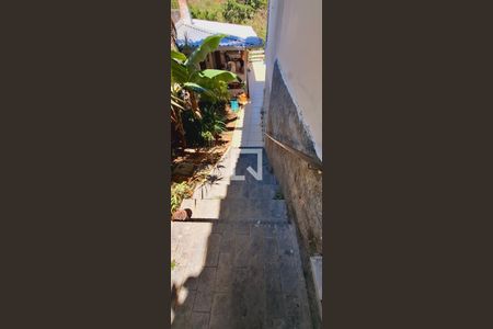 Casa à venda com 300m², 6 quartos e 2 vagas Casa à venda com 300m², 6 quartos e 2 vagasÁrea Externa