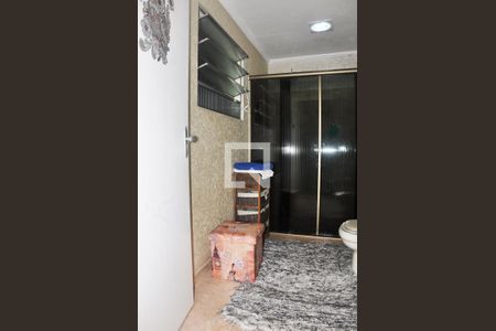 Casa à venda com 240m², 3 quartos e 1 vaga Casa à venda com 240m², 3 quartos e 1 vagaBanheiro Quarto 2