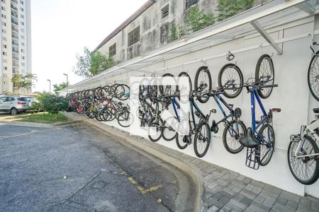 Apartamento à venda com 49m², 2 quartos e 1 vaga Apartamento à venda com 49m², 2 quartos e 1 vagaÁrea comum