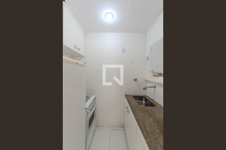 Apartamento à venda com 35m², 1 quarto e 1 vaga Apartamento à venda com 35m², 1 quarto e 1 vagaCozinha