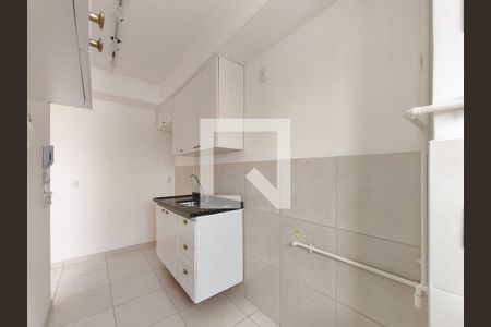 Apartamento à venda com 43m², 2 quartos e 1 vaga Apartamento à venda com 43m², 2 quartos e 1 vagaCozinha e Área de Serviço