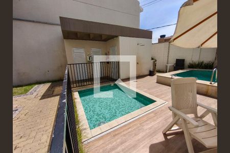 Apartamento à venda com 43m², 2 quartos e 1 vaga Apartamento à venda com 43m², 2 quartos e 1 vagaÁrea comum - Piscina