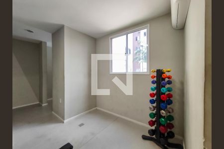 Apartamento à venda com 43m², 2 quartos e 1 vaga Apartamento à venda com 43m², 2 quartos e 1 vagaÁrea comum - Academia