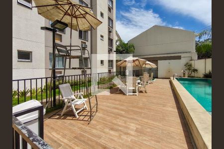 Apartamento à venda com 43m², 2 quartos e 1 vaga Apartamento à venda com 43m², 2 quartos e 1 vagaÁrea comum - Piscina