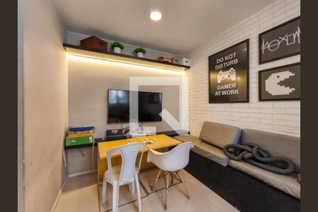 Apartamento à venda com 43m², 2 quartos e 1 vaga Apartamento à venda com 43m², 2 quartos e 1 vagaSala de Jogos