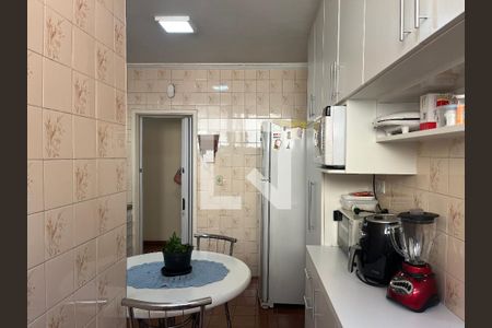 Apartamento à venda com 98m², 3 quartos e sem vaga Apartamento à venda com 98m², 3 quartos e sem vagaCozinha