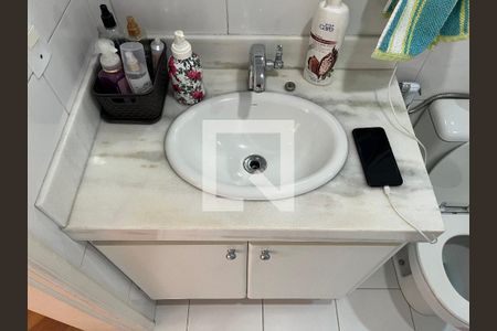 Apartamento à venda com 98m², 3 quartos e sem vaga Apartamento à venda com 98m², 3 quartos e sem vagaBanheiro