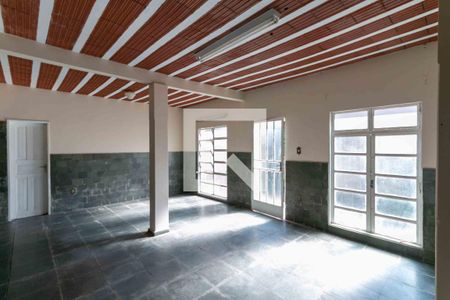 Casa para alugar com 108m², 4 quartos e 2 vagas Casa para alugar com 108m², 4 quartos e 2 vagasChurrasqueira