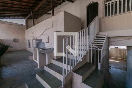 Casa para alugar com 108m², 4 quartos e 2 vagas Casa para alugar com 108m², 4 quartos e 2 vagasÁrea de Serviço / Entrada