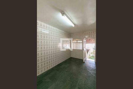 Casa para alugar com 108m², 4 quartos e 2 vagas Casa para alugar com 108m², 4 quartos e 2 vagasCopa