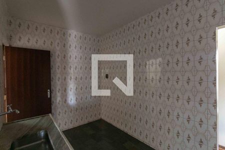 Casa para alugar com 108m², 4 quartos e 2 vagas Casa para alugar com 108m², 4 quartos e 2 vagasCozinha