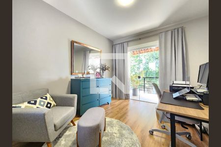 Casa à venda com 553m², 5 quartos e 4 vagas Casa à venda com 553m², 5 quartos e 4 vagasEscritório - sala