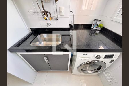 Apartamento à venda com 66m², 2 quartos e 2 vagasLavanderia