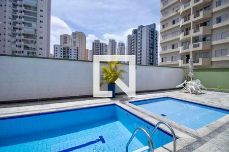 Apartamento à venda com 105m², 2 quartos e 2 vagas Apartamento à venda com 105m², 2 quartos e 2 vagasÁrea comum - Piscina