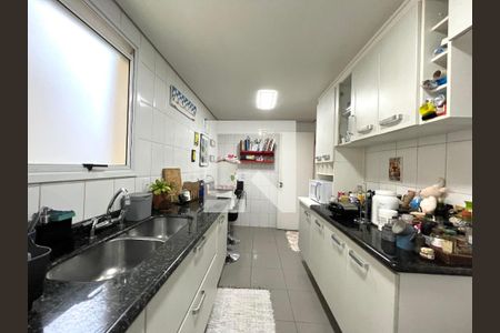Apartamento à venda com 105m², 2 quartos e 2 vagas Apartamento à venda com 105m², 2 quartos e 2 vagasCozinha