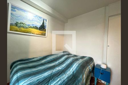 Apartamento à venda com 105m², 2 quartos e 2 vagas Apartamento à venda com 105m², 2 quartos e 2 vagasSuite