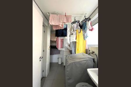 Apartamento à venda com 105m², 2 quartos e 2 vagas Apartamento à venda com 105m², 2 quartos e 2 vagasÁrea de Serviço