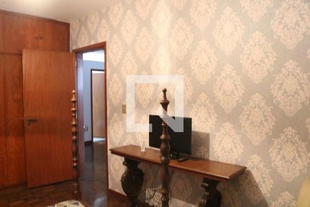 Casa à venda com 584m², 5 quartos e 5 vagasQuarto 3