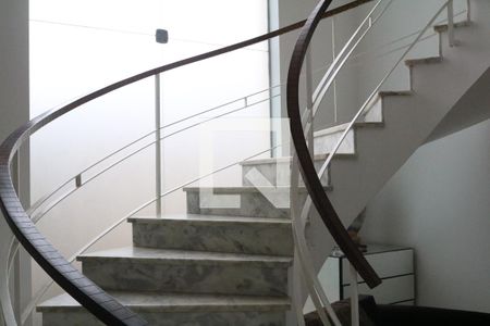 Casa à venda com 584m², 5 quartos e 5 vagasSala - Hall de entrada