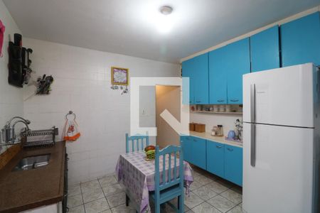 Casa à venda com 154m², 3 quartos e 2 vagasCozinha