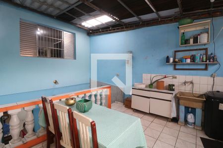 Casa à venda com 154m², 3 quartos e 2 vagasÁrea de Serviço