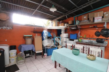 Casa à venda com 154m², 3 quartos e 2 vagasÁrea de Serviço