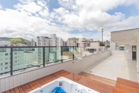 Apartamento à venda com 326m², 5 quartos e 3 vagas Apartamento à venda com 326m², 5 quartos e 3 vagasPiscina