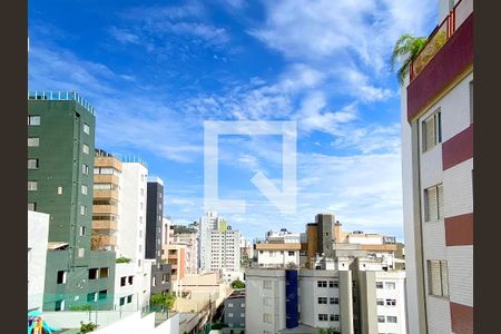 Apartamento à venda com 125m², 4 quartos e 2 vagas Apartamento à venda com 125m², 4 quartos e 2 vagasVista do Quarto 3