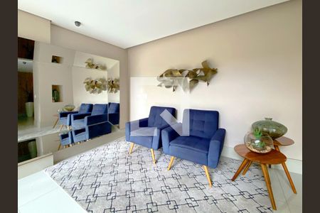 Apartamento à venda com 125m², 4 quartos e 2 vagas Apartamento à venda com 125m², 4 quartos e 2 vagasÁrea comum - Hall