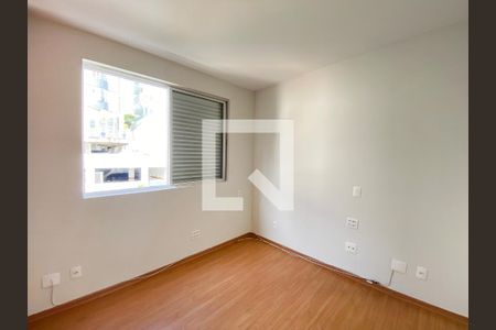 Apartamento à venda com 125m², 4 quartos e 2 vagas Apartamento à venda com 125m², 4 quartos e 2 vagasQuarto 2