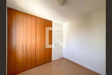 Apartamento à venda com 125m², 4 quartos e 2 vagas Apartamento à venda com 125m², 4 quartos e 2 vagasQuarto 4