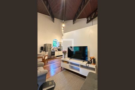 Casa à venda com 1800m², 11 quartos e 8 vagas Casa à venda com 1800m², 11 quartos e 8 vagasSala 09 - Casa 03