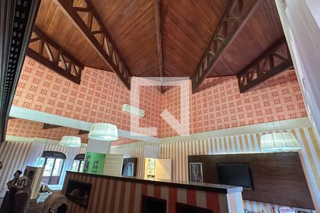 Casa à venda com 1800m², 11 quartos e 8 vagas Casa à venda com 1800m², 11 quartos e 8 vagasSuíte 01 - Casa 01
