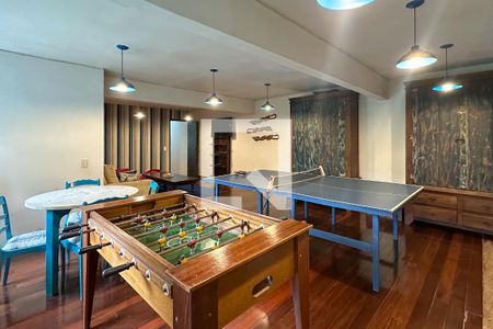 Casa à venda com 1800m², 11 quartos e 8 vagas Casa à venda com 1800m², 11 quartos e 8 vagasSala 08 - Casa 02